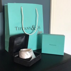 Tiffany & Co. Bag, Gift Box, Jewelry Box, Ribbon